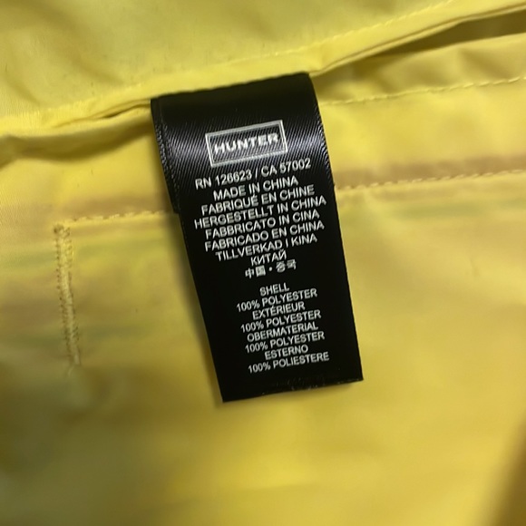 HUNTER Lightweight Packable Jacket - Picture 8 of 9